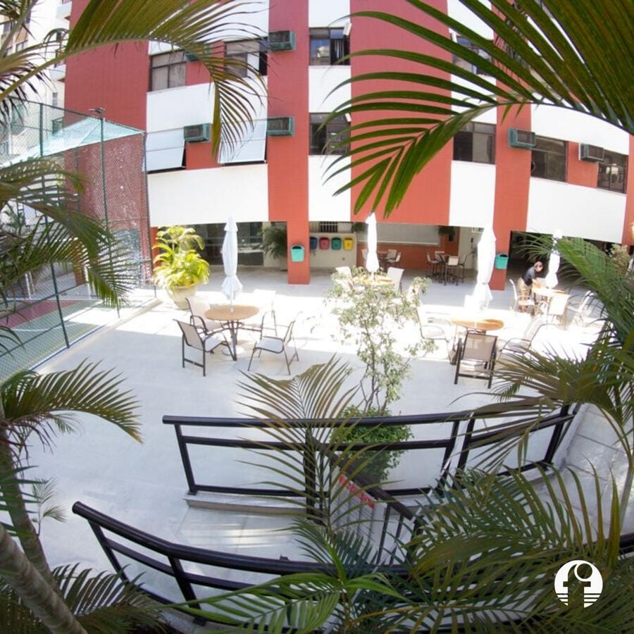 Impermeabilização Poliéster Flexível Fibersals em playground
