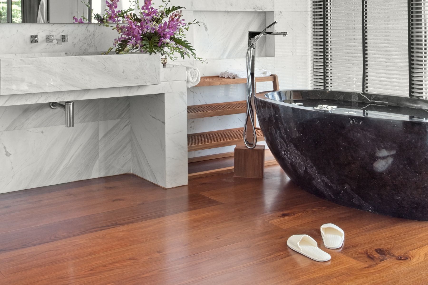 melhor piso para banheiro