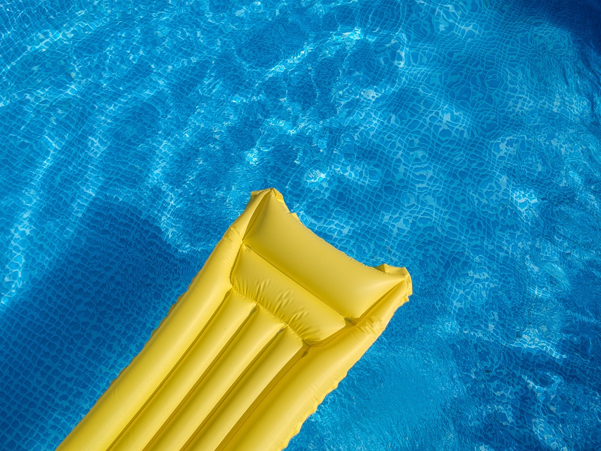reformar a piscina do condomínio