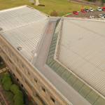 Lajes impermeabilizadas receberam acabamento em cor única