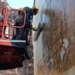 Impermeabilização de tanque clarificador com poliéster flexível Sistema Fibersals