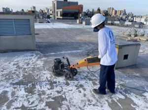 O poliéster flexível da Fibersals é composto por diversas camadas, cada uma com uma função específica para a impermeabilização