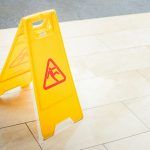 A impermeabilização para piso consiste na aplicação de produtos específicos