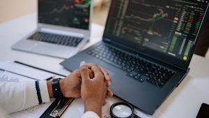 Para entender como escolher o melhor método de impermeabilização, é fundamental analisar as características específicas de cada projeto